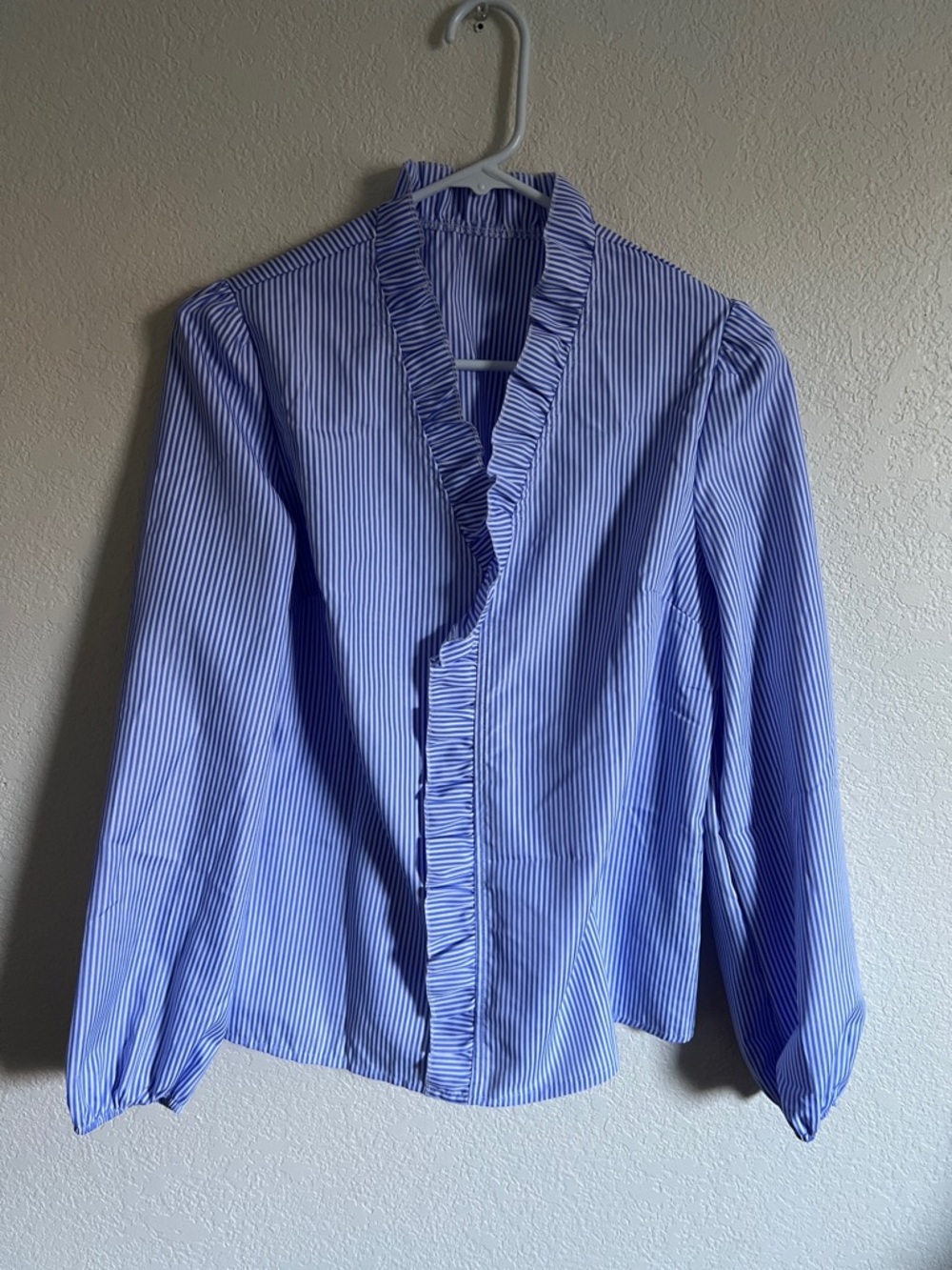 Long Sleeve Popover Blouse